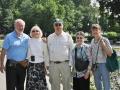 Делегация из США в Геофизический центр РАН. Слева направо: Donald Saari с супругой, Simon Levi супругой, Margaret Collins. Москва, 9 июня 2013 г.